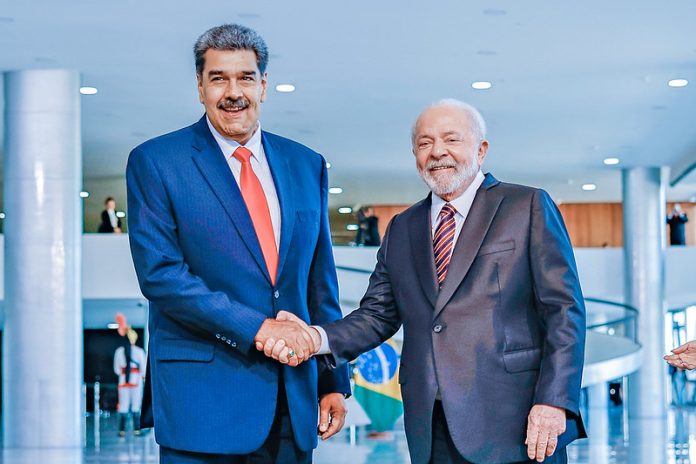 O presidente da Venezuela Nicolas Maduro e o presidente Lula